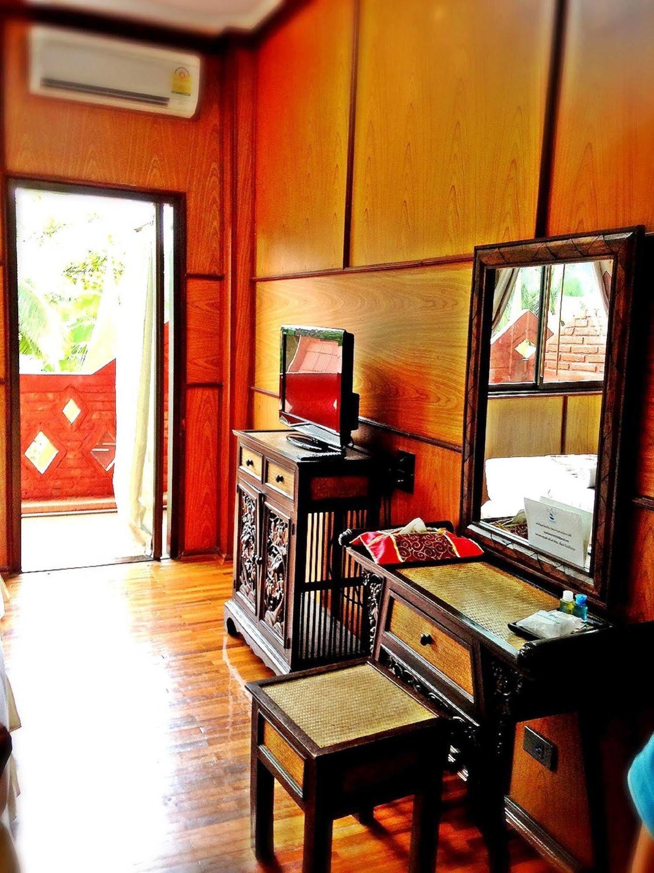 Samut Songkhram Jaroenrat Resort מראה חיצוני תמונה
